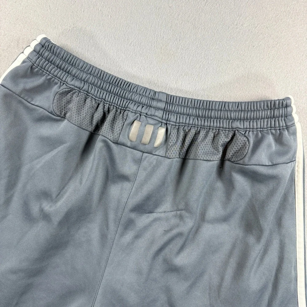 Adidas Shorts Mens Medium Gray Stripes Athletic Soccer Gym Running Workout Y2K